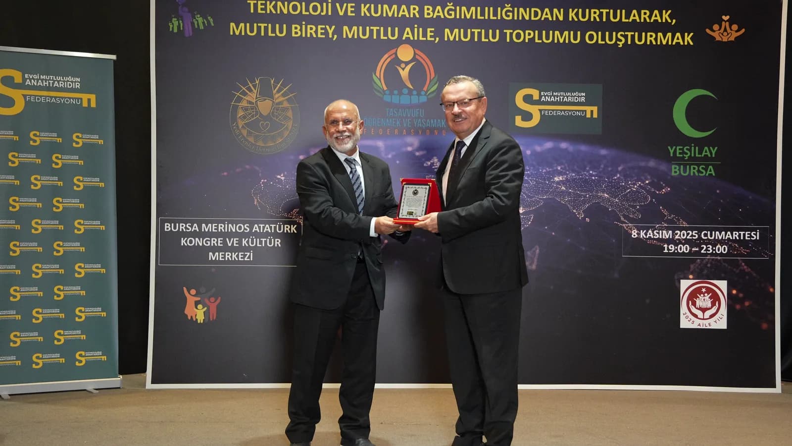 Teknoloji ve Kumar Bağımlılığından Kurtularak Mutlu Birey, Mutlu Aile, Mutlu Toplum Oluşturmak galeri 5